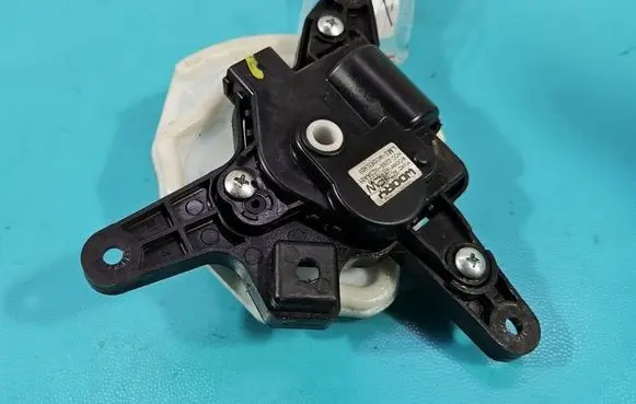 Hyundai ix35 A/C air flow flap actuator/motor D266NEOAA01 IMPRK1596921
