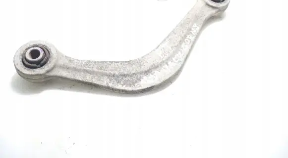 Rear control arm