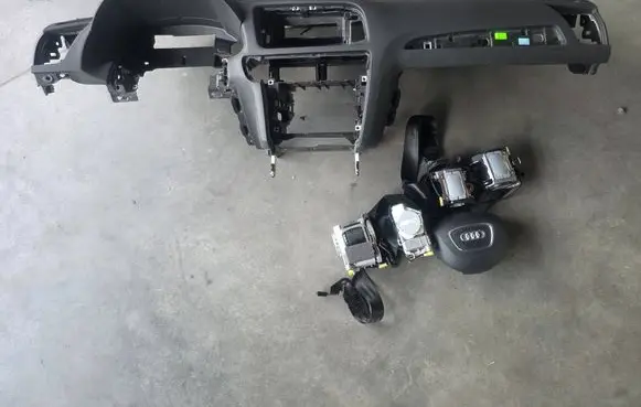 Audi Q5 SQ5 Dashboard 8R1857041F