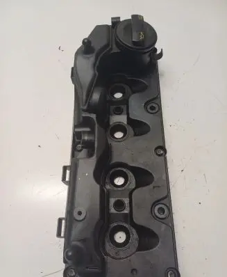 Volkswagen PASSAT B7 Rocker cam cover 03L103469R