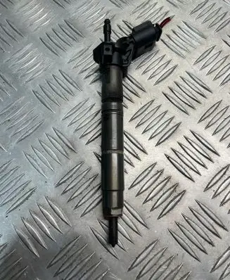 Mercedes-Benz E W211 Fuel injector A642070 04451150064