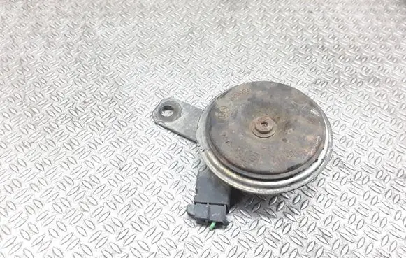 Suzuki Swift I Horn signal E130026