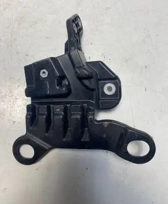 Land Rover Evoque II Battery tray K8D2114B06A K8D2-114B06-A
