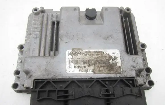 Ford Focus Engine control unit/module AV2112A650HE