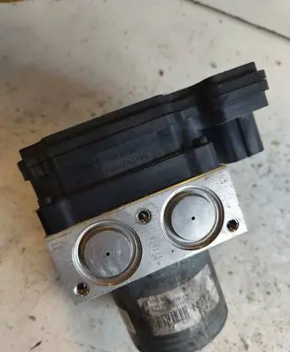 KIA Venga ABS Pump 1P58930700 6158945100 YEE1110