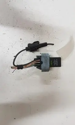 Glow plug pre-heat relay