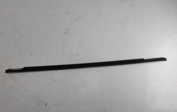 Audi A3 8Y Rubber seal rear door 8Y0839476B AU380AUW