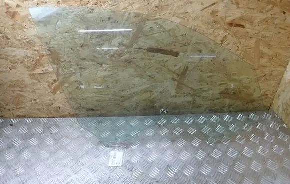 BMW 1 F20 F21 Front door window glass four-door 