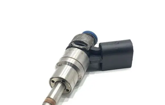 Audi A3 S3 8P Fuel injectors set 0261500020