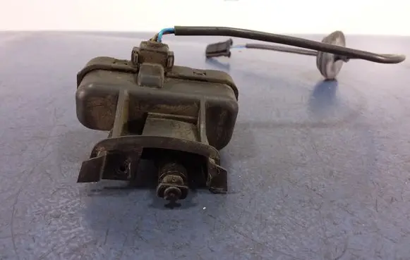 Volkswagen Tiguan Holder (bracket) 5N0810773E