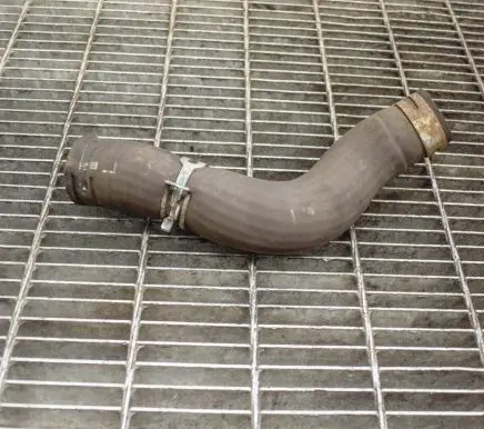 Toyota Verso-S Intercooler hose/pipe