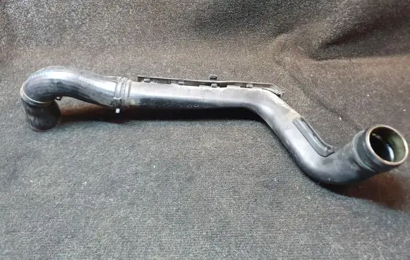 Volkswagen Golf IV Intercooler hose/pipe 1J0145838B