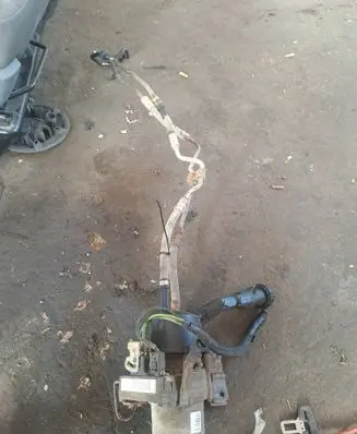 Peugeot Partner Power steering pump A5102119 046014M1