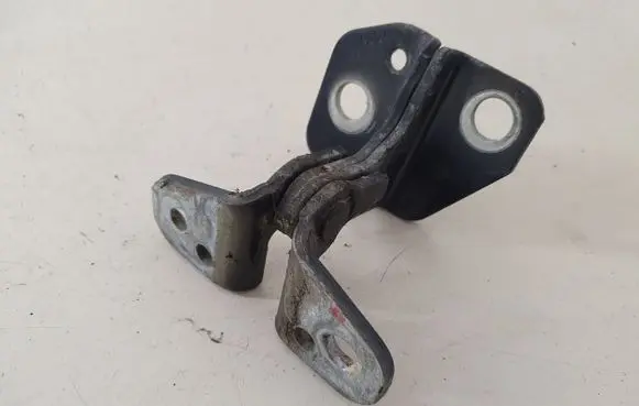 Jeep Grand Cherokee Front door upper hinge 