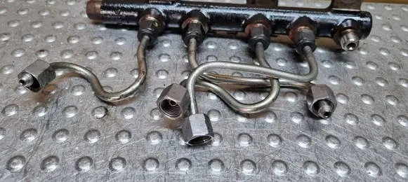 Ford S-MAX Fuel main line pipe 9674300080 94675G