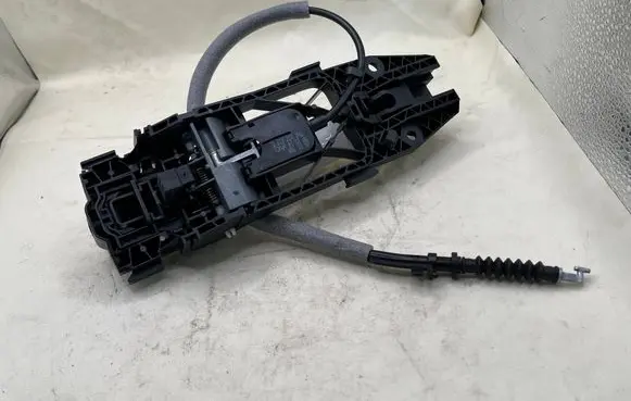 Volkswagen Polo V 6R Rear glass lock/latch C592 5N0839885H