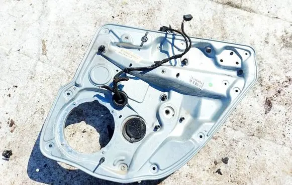 Volkswagen Golf IV Front door electric window regulator 119695103 113126d