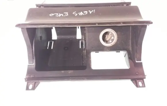 Mercedes-Benz E W210 Ashtray (front) 