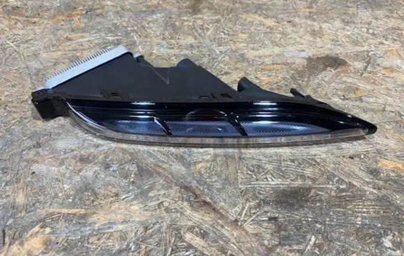 Porsche Macan (95B) LED Daytime headlight 95B953082Eporsche 95B953082E