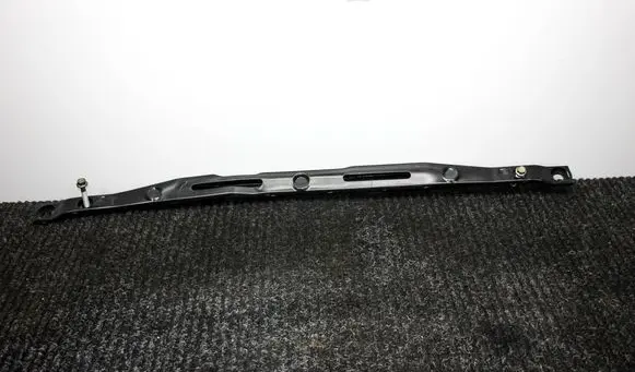 Top upper radiator support slam panel