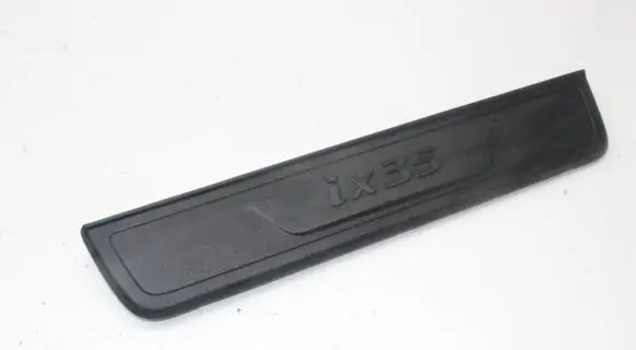 Hyundai ix35 Front sill trim cover 858732Y100