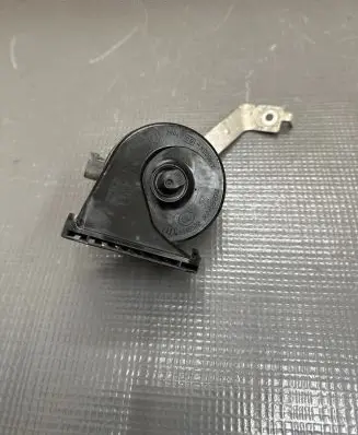 Opel Insignia B Horn signal A046522