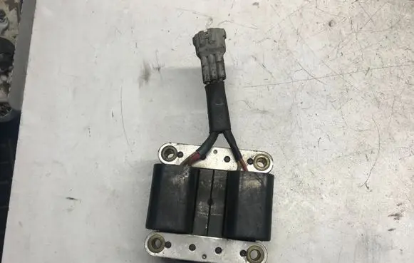 Subaru Impreza I High voltage ignition coil 22433AA230