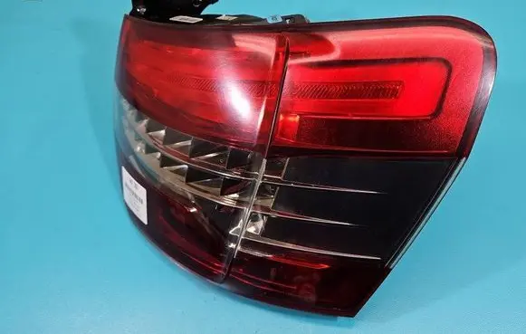 Rear/tail lights