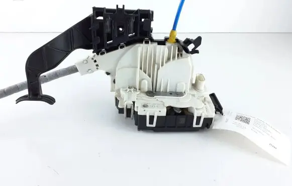 Mercedes-Benz B W246 W242 Front door lock A1667200135