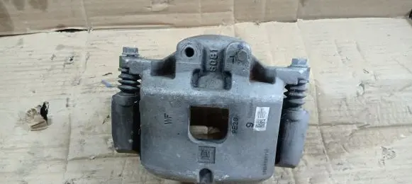 Chevrolet Camaro Front brake caliper 84283191