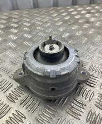 Mercedes-Benz GLC C253 Engine mount bracket A2052407800 ZGS003