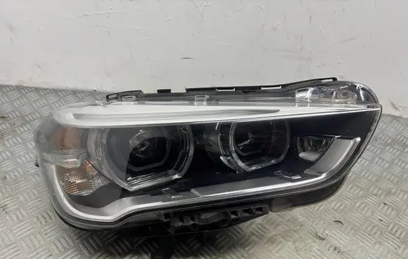 Headlight/headlamp