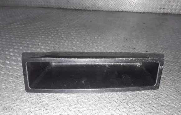 Chrysler 300 - 300C Glove box central console 1090440C