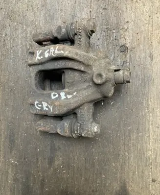 Honda CR-V Rear brake caliper