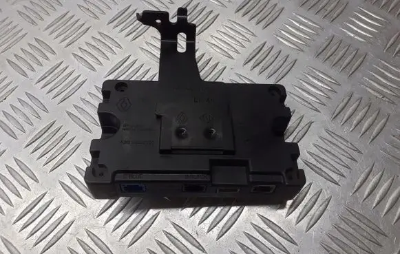 Renault Laguna III GPS navigation control unit/module 280246043R