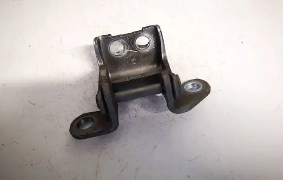 Honda Civic Rear door lower hinge