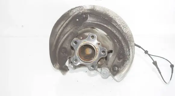 BMW 3 G20 G21 Front wheel hub 62165410 6877143 31216877143