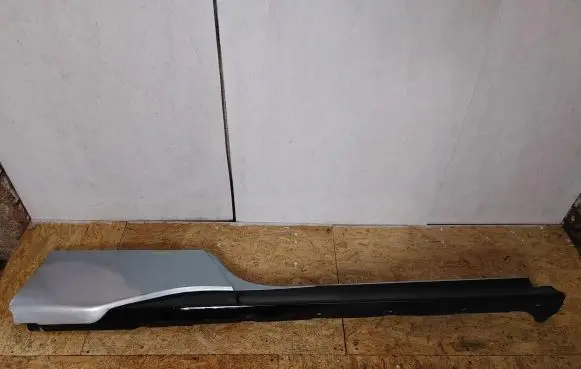 Ferrari SF90 Stradale Foot area side trim 15122313