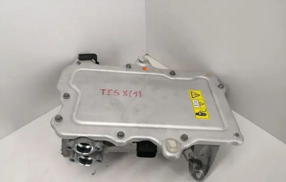 Tesla Model X Voltage converter inverter 104967800G