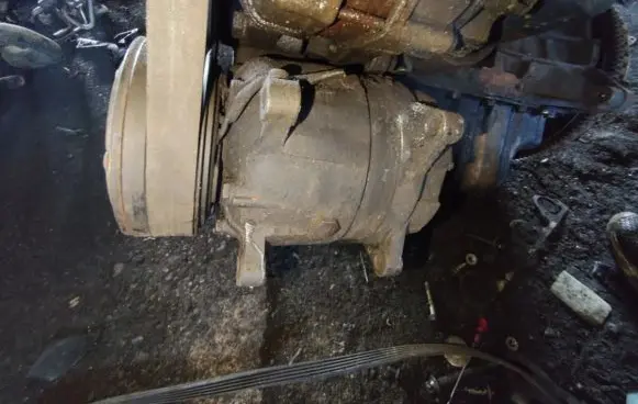 Peugeot 406 Air conditioning (A/C) compressor (pump)