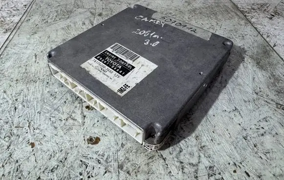 Toyota Camry Engine control unit/module 8966106641 TN1752003650