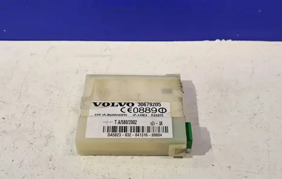 Volvo XC90 Alarm control unit/module 30679205