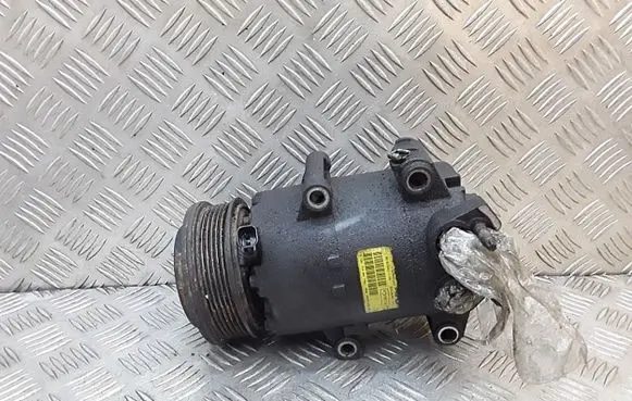 Ford Focus Air conditioning (A/C) compressor (pump) av1119d629bb