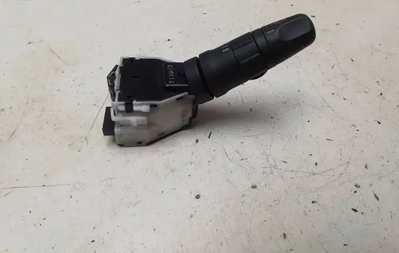 Nissan X-Trail T30 Wiper control stalk 7130SD
