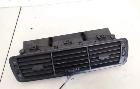 Fiat Ulysse Dash center air vent grill 1484107077