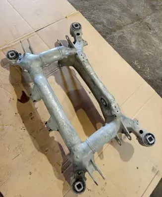 BMW 5 E60 E61 Rear subframe 6761906