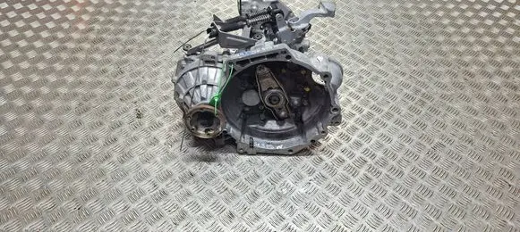 Volkswagen Golf V Manual 6 speed gearbox S26378093 GQM