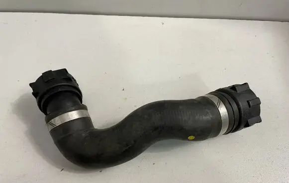 BMW X6 F16 Engine coolant pipe/hose 8517969