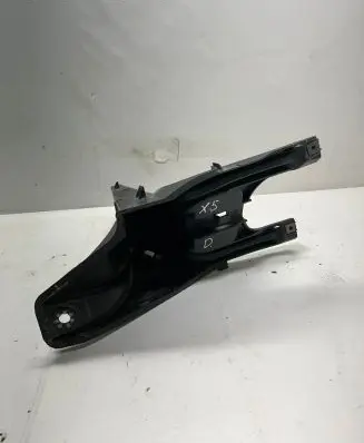BMW X5 E70 Headlight/headlamp mounting bracket