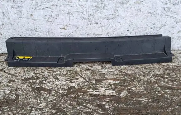Volkswagen Polo VI Engine bonnet/hood lock trim molding 2G0853777C